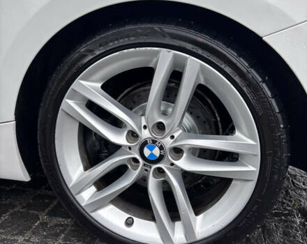 Белый БМВ 2 Серия, объемом двигателя 2 л и пробегом 308 тыс. км за 15000 $, фото 11 на Automoto.ua