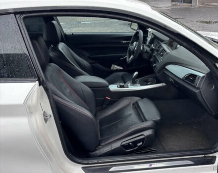 Белый БМВ 2 Серия, объемом двигателя 2 л и пробегом 308 тыс. км за 15000 $, фото 8 на Automoto.ua