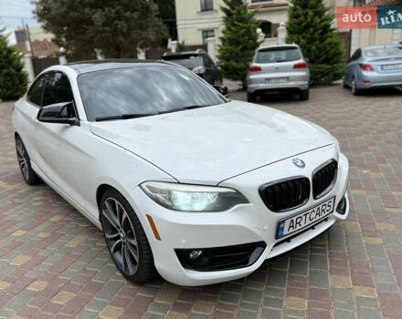 Білий БМВ 2 Серія, об'ємом двигуна 2 л та пробігом 200 тис. км за 11900 $, фото 3 на Automoto.ua