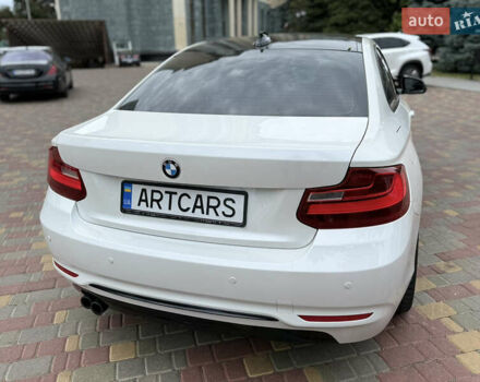 Білий БМВ 2 Серія, об'ємом двигуна 2 л та пробігом 200 тис. км за 11900 $, фото 6 на Automoto.ua