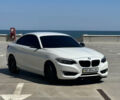 Белый БМВ 2 Серия, объемом двигателя 3 л и пробегом 119 тыс. км за 15000 $, фото 7 на Automoto.ua