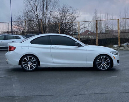 Білий БМВ 2 Серія, об'ємом двигуна 2 л та пробігом 217 тис. км за 12900 $, фото 3 на Automoto.ua