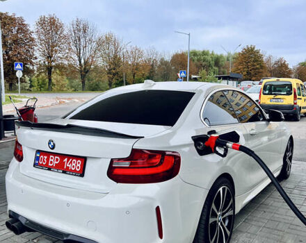 Белый БМВ 2 Серия, объемом двигателя 2 л и пробегом 111 тыс. км за 18000 $, фото 8 на Automoto.ua