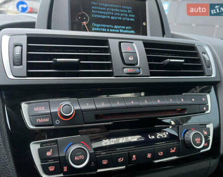 Белый БМВ 2 Серия, объемом двигателя 2 л и пробегом 104 тыс. км за 15300 $, фото 24 на Automoto.ua