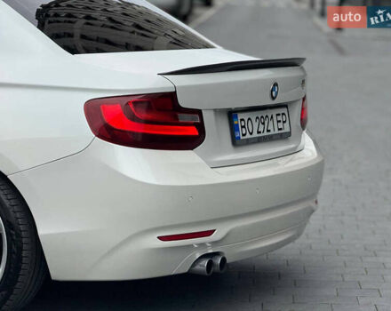 Білий БМВ 2 Серія, об'ємом двигуна 2 л та пробігом 117 тис. км за 15500 $, фото 15 на Automoto.ua