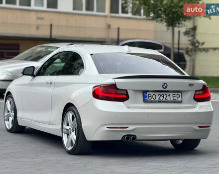 Білий БМВ 2 Серія, об'ємом двигуна 2 л та пробігом 117 тис. км за 15500 $, фото 7 на Automoto.ua
