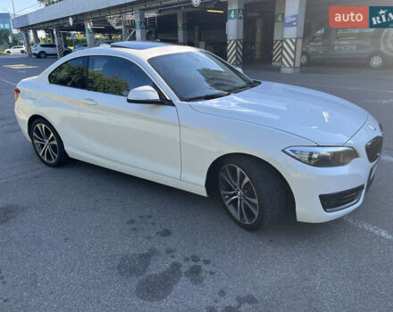 Белый БМВ 2 Серия, объемом двигателя 2 л и пробегом 104 тыс. км за 16200 $, фото 8 на Automoto.ua
