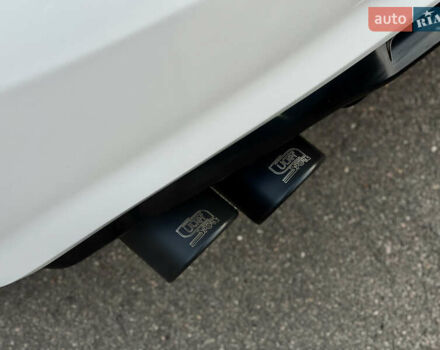 Белый БМВ 2 Серия, объемом двигателя 2 л и пробегом 111 тыс. км за 18000 $, фото 16 на Automoto.ua