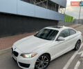 Белый БМВ 2 Серия, объемом двигателя 2 л и пробегом 104 тыс. км за 15300 $, фото 4 на Automoto.ua