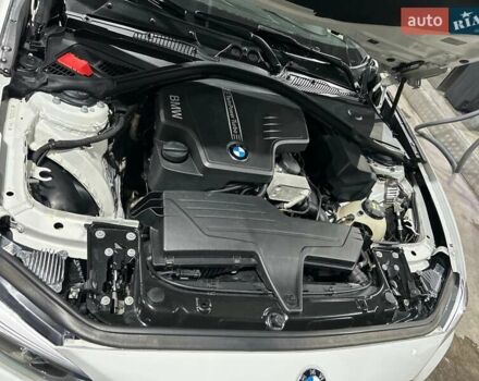Белый БМВ 2 Серия, объемом двигателя 2 л и пробегом 21 тыс. км за 15000 $, фото 6 на Automoto.ua
