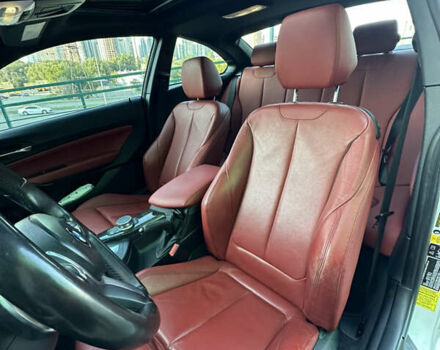 Белый БМВ 2 Серия, объемом двигателя 3 л и пробегом 76 тыс. км за 25999 $, фото 7 на Automoto.ua