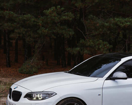 Белый БМВ 2 Серия, объемом двигателя 3 л и пробегом 103 тыс. км за 27500 $, фото 2 на Automoto.ua