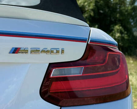 Белый БМВ 2 Серия, объемом двигателя 3 л и пробегом 43 тыс. км за 35230 $, фото 7 на Automoto.ua