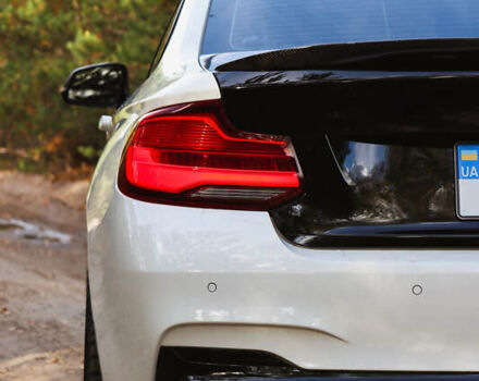 Белый БМВ 2 Серия, объемом двигателя 3 л и пробегом 103 тыс. км за 27500 $, фото 16 на Automoto.ua