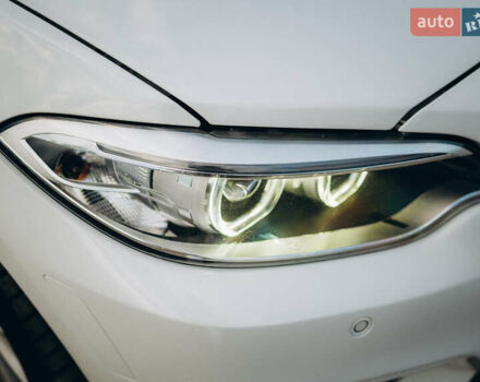 Белый БМВ 2 Серия, объемом двигателя 3 л и пробегом 160 тыс. км за 25500 $, фото 20 на Automoto.ua