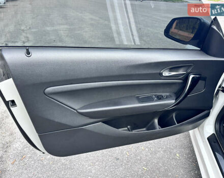 Белый БМВ 2 Серия, объемом двигателя 2 л и пробегом 99 тыс. км за 17500 $, фото 14 на Automoto.ua
