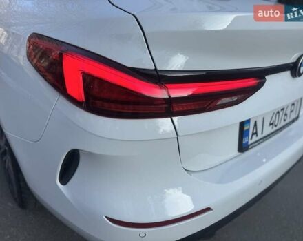 Білий БМВ 2 Серія, об'ємом двигуна 2 л та пробігом 35 тис. км за 23900 $, фото 23 на Automoto.ua