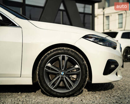 Белый БМВ 2 Серия, объемом двигателя 2 л и пробегом 41 тыс. км за 24900 $, фото 11 на Automoto.ua