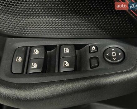 Білий БМВ 2 Серія, об'ємом двигуна 2 л та пробігом 90 тис. км за 20499 $, фото 13 на Automoto.ua