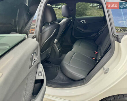 БМВ 2 Серия 2023 в Киеве на Automoto.ua Белый БМВ 2 Серия, объемом двигателя 2 л и пробегом 9 тыс. км за 36800 $, фото 34 на Automoto.ua