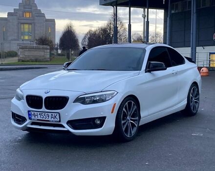 Белый БМВ 2 Серия, объемом двигателя 2 л и пробегом 217 тыс. км за 12900 $, фото 1 на Automoto.ua