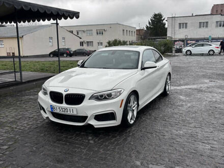 Белый БМВ 2 Серия, объемом двигателя 2 л и пробегом 308 тыс. км за 15000 $, фото 1 на Automoto.ua