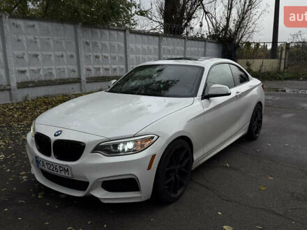 БМВ 2 Серия 2014 в Киеве на Automoto.ua Белый БМВ 2 Серия, объемом двигателя 2 л и пробегом 133 тыс. км за 17500 $, фото 1 на Automoto.ua