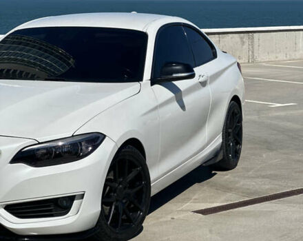 Белый БМВ 2 Серия, объемом двигателя 3 л и пробегом 119 тыс. км за 15000 $, фото 1 на Automoto.ua