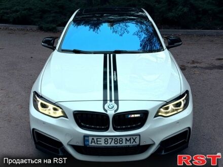 Белый БМВ 2 Серия, объемом двигателя 3 л и пробегом 200 тыс. км за 16500 $, фото 1 на Automoto.ua