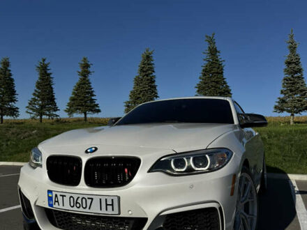 Белый БМВ 2 Серия, объемом двигателя 2.98 л и пробегом 126 тыс. км за 21000 $, фото 1 на Automoto.ua