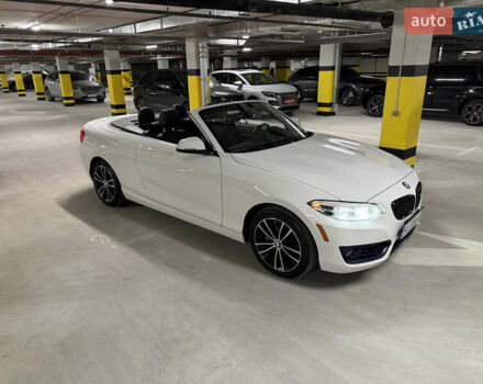 Белый БМВ 2 Серия, объемом двигателя 2 л и пробегом 55 тыс. км за 24000 $, фото 1 на Automoto.ua