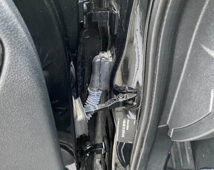 Черный БМВ 2 Серия, объемом двигателя 1.5 л и пробегом 149 тыс. км за 12600 $, фото 14 на Automoto.ua