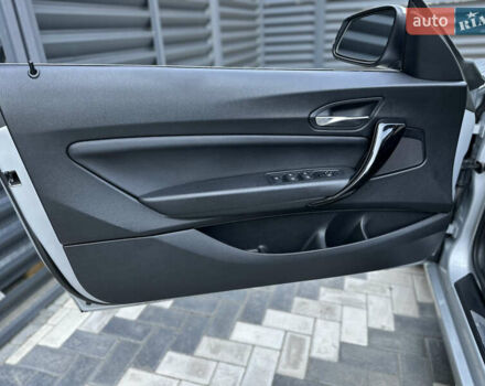 Серый БМВ 2 Серия, объемом двигателя 2 л и пробегом 82 тыс. км за 18000 $, фото 30 на Automoto.ua