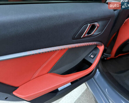 Серый БМВ 2 Серия, объемом двигателя 2 л и пробегом 32 тыс. км за 26000 $, фото 7 на Automoto.ua