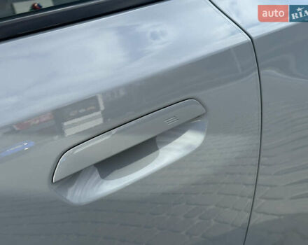 Серый БМВ 2 Серия, объемом двигателя 3 л и пробегом 53 тыс. км за 44000 $, фото 11 на Automoto.ua