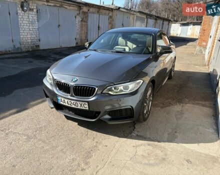 Серый БМВ 2 Серия, объемом двигателя 2.98 л и пробегом 99 тыс. км за 20000 $, фото 1 на Automoto.ua