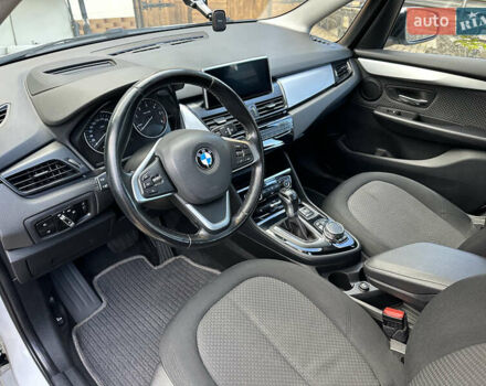 Белый БМВ 2 Series Active Tourer, объемом двигателя 2 л и пробегом 259 тыс. км за 12999 $, фото 16 на Automoto.ua