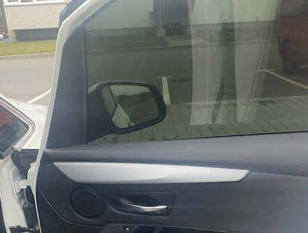 Белый БМВ 2 Series Active Tourer, объемом двигателя 2 л и пробегом 176 тыс. км за 16300 $, фото 8 на Automoto.ua