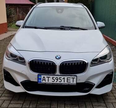 Білий БМВ 2 Series Active Tourer, об'ємом двигуна 2 л та пробігом 280 тис. км за 10800 $, фото 1 на Automoto.ua