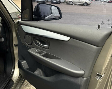 Бежевий БМВ 2 Series Active Tourer, об'ємом двигуна 2 л та пробігом 125 тис. км за 15500 $, фото 23 на Automoto.ua
