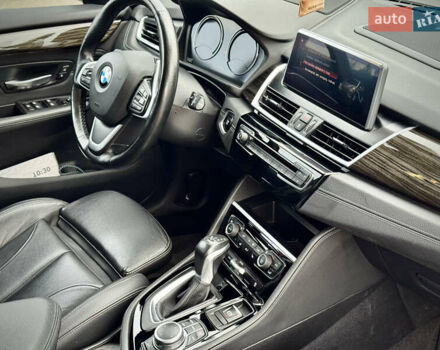 БМВ 2 Series Active Tourer 2020 в Киеве на Automoto.ua Красный БМВ 2 Series Active Tourer, объемом двигателя 1.5 л и пробегом 52 тыс. км за 31200 $, фото 20 на Automoto.ua
