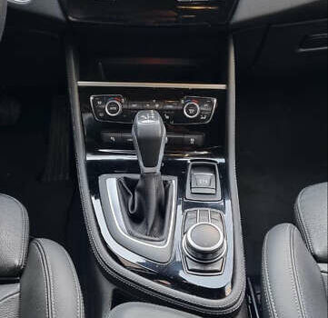 Червоний БМВ 2 Series Active Tourer, об'ємом двигуна 1.5 л та пробігом 52 тис. км за 31500 $, фото 11 на Automoto.ua