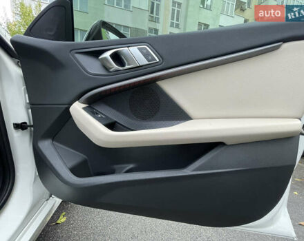 Білий БМВ 2 Series Gran Coupe, об'ємом двигуна 2 л та пробігом 22 тис. км за 25000 $, фото 19 на Automoto.ua