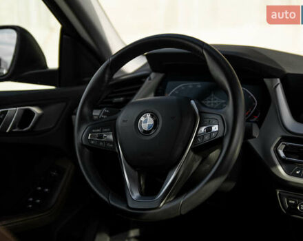 Черный БМВ 2 Series Gran Coupe, объемом двигателя 1.5 л и пробегом 40 тыс. км за 29000 $, фото 25 на Automoto.ua