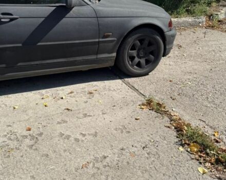 Черный БМВ 2 Series Gran Tourer, объемом двигателя 2 л и пробегом 530 тыс. км за 952 $, фото 3 на Automoto.ua