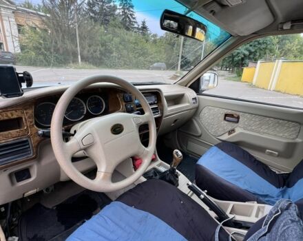 Серый БМВ 2 Series Gran Tourer, объемом двигателя 2.2 л и пробегом 185 тыс. км за 2450 $, фото 6 на Automoto.ua