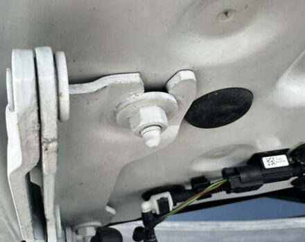 Белый БМВ 3 Серия ГТ, объемом двигателя 2 л и пробегом 173 тыс. км за 20000 $, фото 15 на Automoto.ua