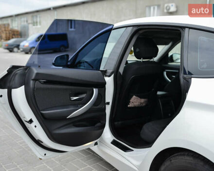 Белый БМВ 3 Серия ГТ, объемом двигателя 2 л и пробегом 268 тыс. км за 16500 $, фото 34 на Automoto.ua