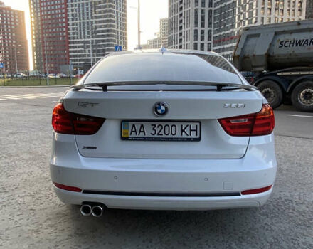 Білий БМВ 3 Серія ГТ, об'ємом двигуна 2 л та пробігом 180 тис. км за 14900 $, фото 3 на Automoto.ua