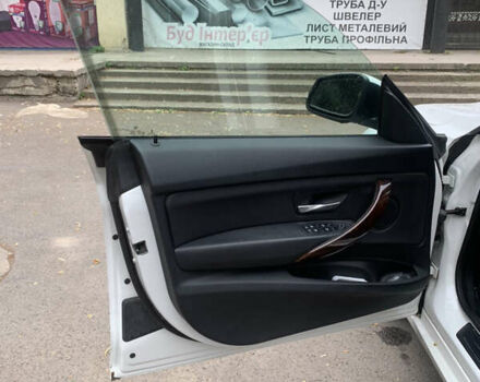 Білий БМВ 3 Серія ГТ, об'ємом двигуна 2 л та пробігом 165 тис. км за 19500 $, фото 15 на Automoto.ua